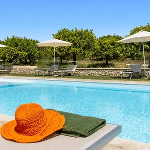 Fiore Di Vendicari - Sicilian Charme, Lemon Grove And Sea Bed and breakfast Noto